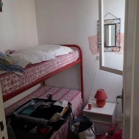 Holiday home Jolie Maison Dans Avec Piscine Agde